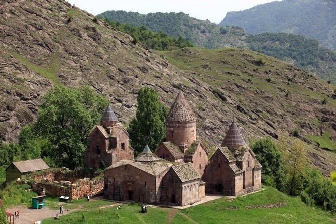 Private Tour to Dilijan (Goshavank, Parz (Crystal) Lake, Haghartsin) - Tour Highlights