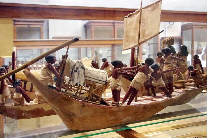 Private Tour to Egyptian Museum With Lunch and Local Guide - Highlights