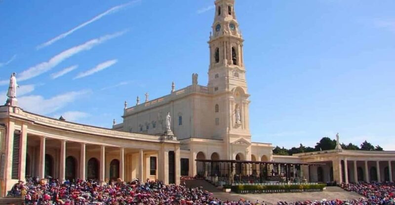 PRIVATE TOUR TO FÁTIMA, ÓBIDOS & NAZARÉ - Key Points