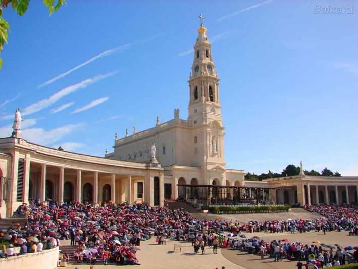 PRIVATE TOUR TO FÁTIMA, ÓBIDOS & NAZARÉ - Fatima Sanctuary