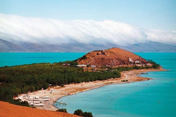 Private Tour to Garni-Geghard-Arch of Charents-Tsaghkadzor-Lake Sevan - Admiring the Arch of Charents