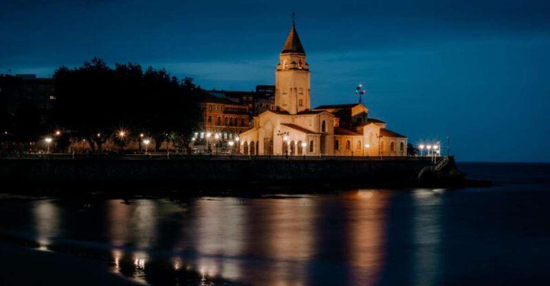 Private Tour to Gijón - Discovering Gijóns Secrets