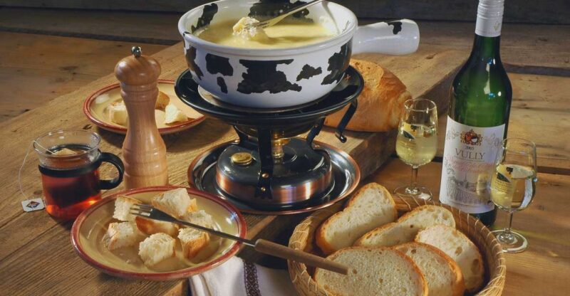 Private Tour to Gruyeres With Cheese and Chocolate Factory - Cheese Factory Guided Visit