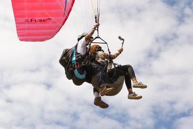 Private Tour to Guatapé, El Peñol + Paragliding!! - Key Points