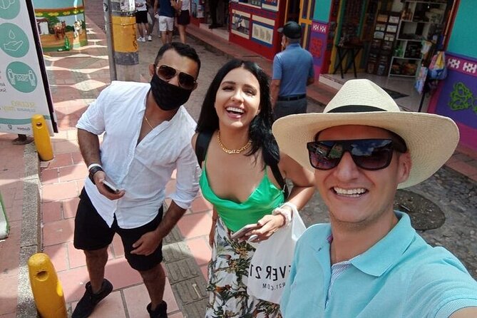 Private Tour to Guatapé, El Peñol + Paragliding!! - Traveler Feedback