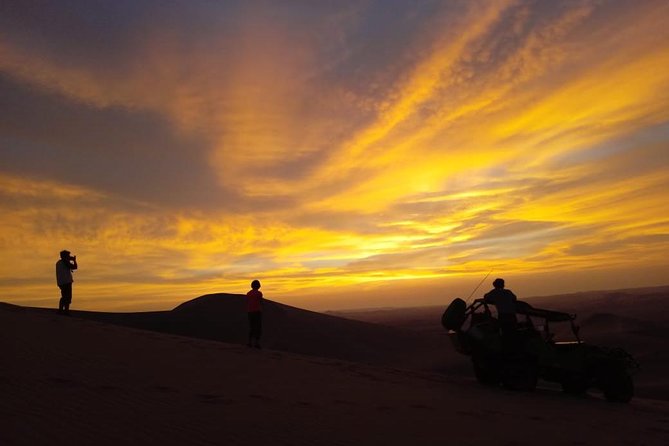 Private Tour to Huacachina From Paracas - Duration and Location