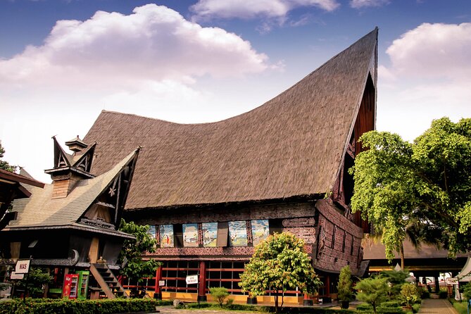Private Tour to Indonesia Miniature Park From Jakarta - Pickup Information