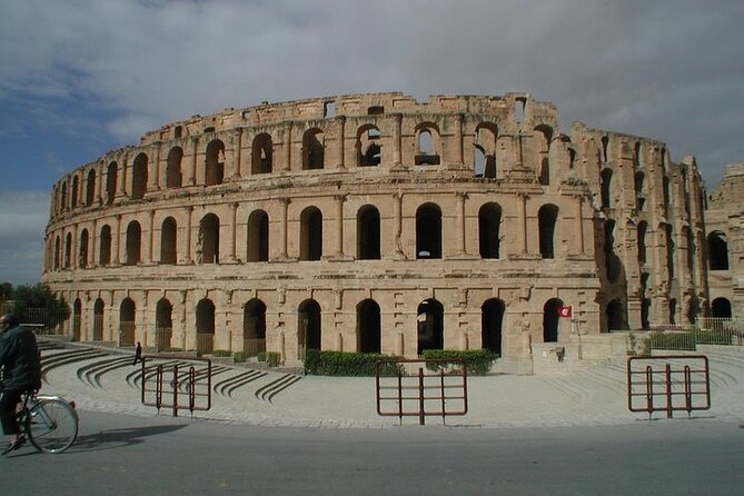 Private Tour to Kairouan, El Jem & Monastir From Tunis_Hammamet - Discovering the Medina of Kairouan