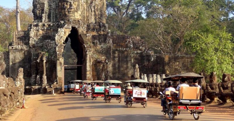 Private Tour to Kampong Phluk Leading by Expert Guide - Booking and Cancellation