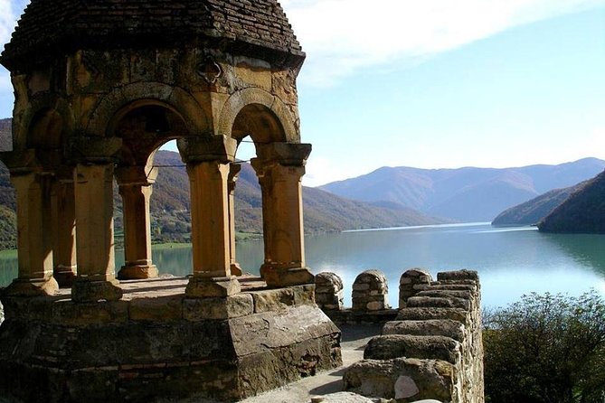 Private Tour to Kazbegi From Tbilisi - Ananuri Castle Complex