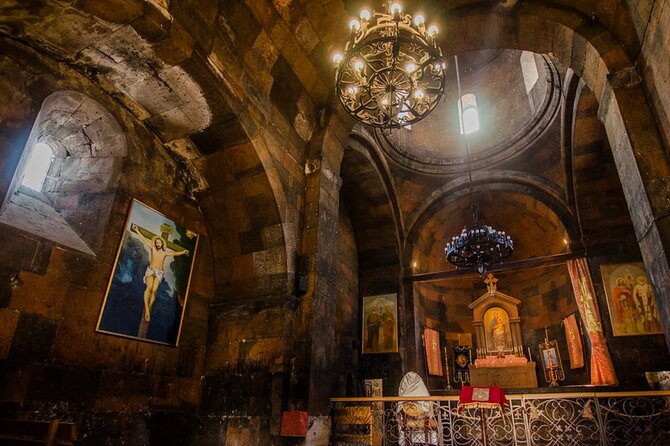Private Tour to Khor Virap, Ancient Areni Cave or Areni Winery, Noravank - Exploring Areni Wine Factory