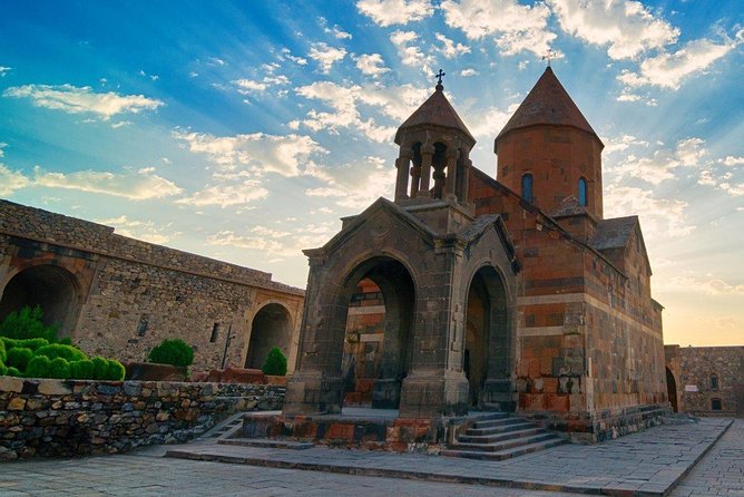 Private Tour to Khor Virap, Holy Echmiadzin, Zvartnots Cathedral - Key Points