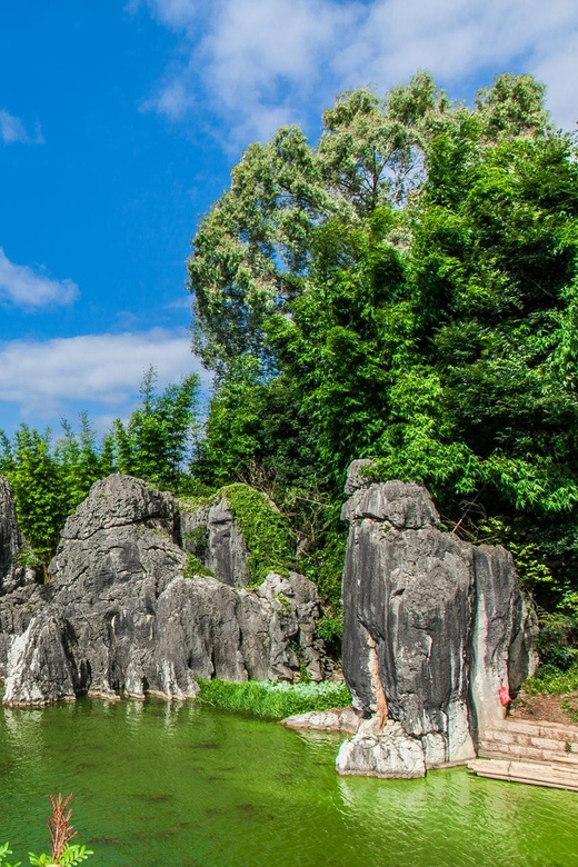 Private Tour to Kunming Stone Forest and Green Lake - Itinerary