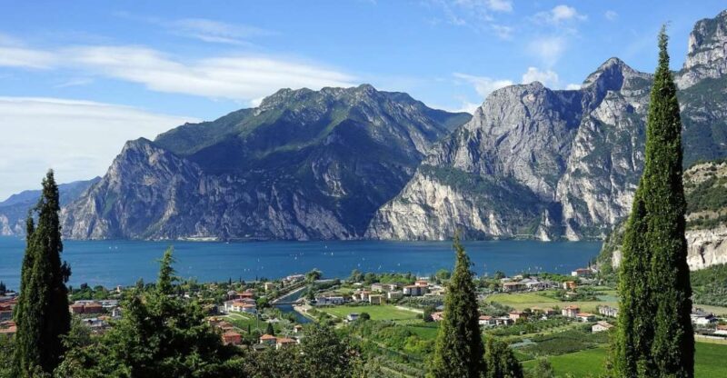 Private Tour to Lago Di Garda and Sirmione - Itinerary Details