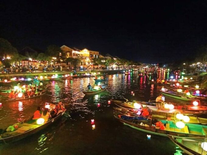 Private Tour to Marble Moutains and Hoi An City at Night. - Lantern Boat Ride