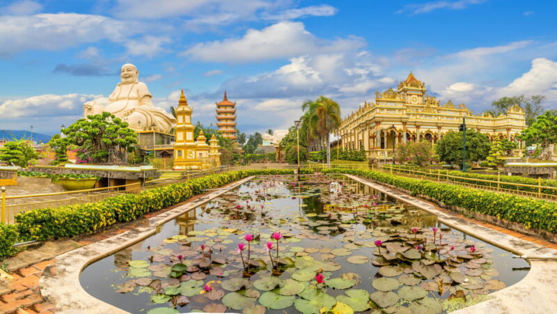 Private Tour to Mekong Delta & Vinh Trang Pagoda 1 Day - Local Culture and Activities