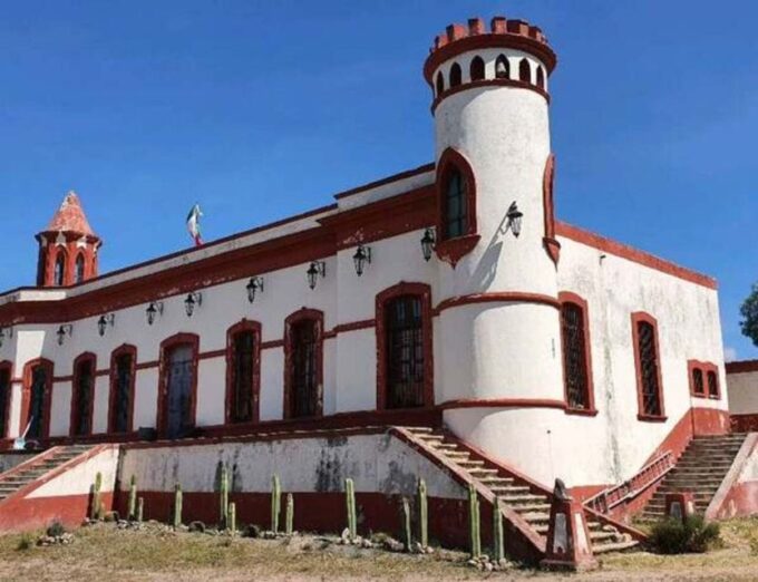 Private Tour to Mineral De Pozos From Guanajuato City - Group Size and Capacity
