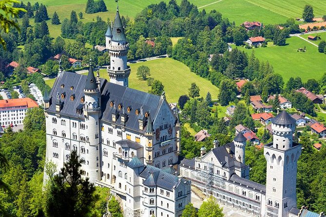 Private Tour to Neuschwanstein Castle Incl. Food and Drinks - Additional Noteworthy Details