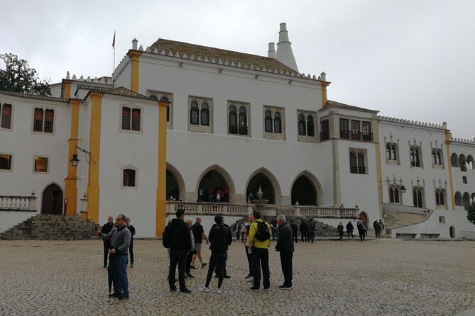 Private Tour to Pena, Initiatory Well, Cabo Da Roca & Cascais - Exploring Pena Palace