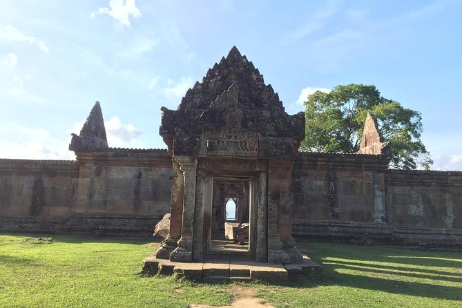 Private Tour to Preh Vihear Temple, World Heritage Site in 2008 - Accessibility and Participation