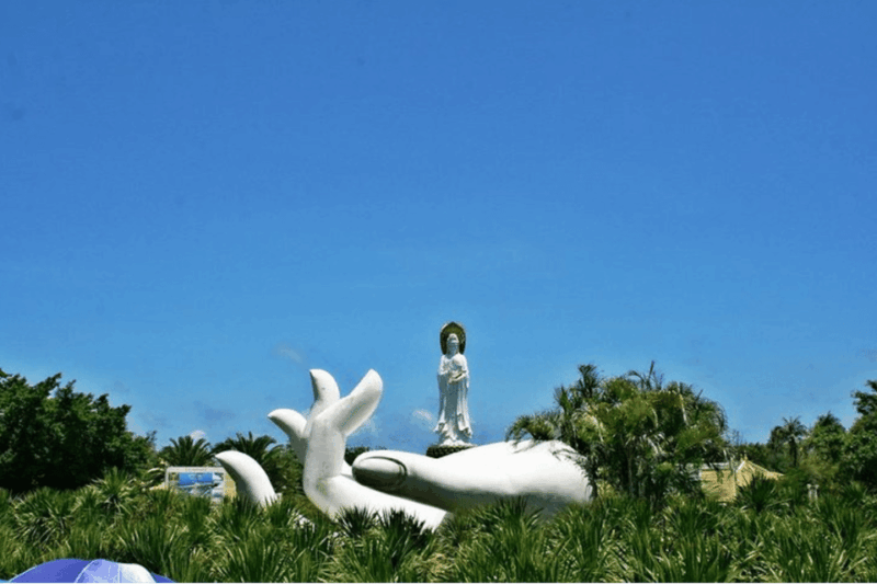 Private Tour to Sanya Nanshan Buddhsim Temple and the Beach - Itinerary and Highlights