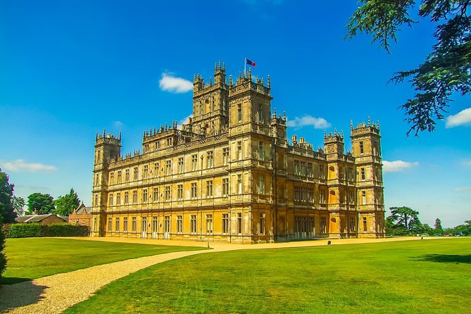 Private Tour to Stonehenge and Highclere Castle (Downton Abbey) - Flexible Pickup Arrangements