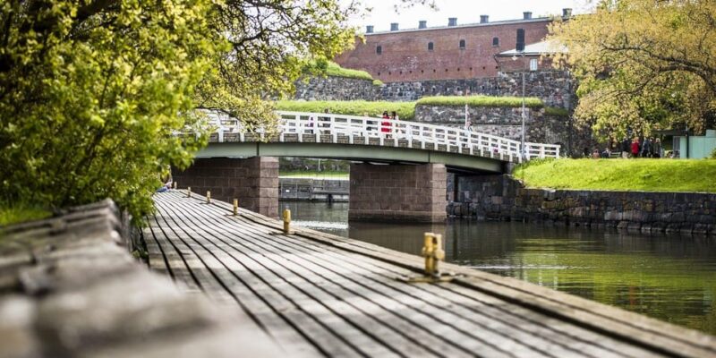 Private Tour to Suomenlinna and Helsinki - Itinerary Highlights
