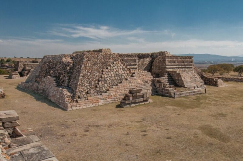 Private Tour to Tequilera Corralejo and Archaeological Zone - Key Points