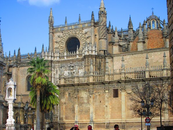 Private Tour to the Cathedral of Seville. - Meeting and Pickup
