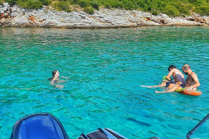 Private Tour to the Island of Mljet and Odysseus Cave - Flotation Devices