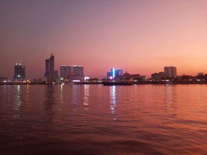 Private Tour to Udong Hill & Sunset Cruise on Mekong River - Udong Temple
