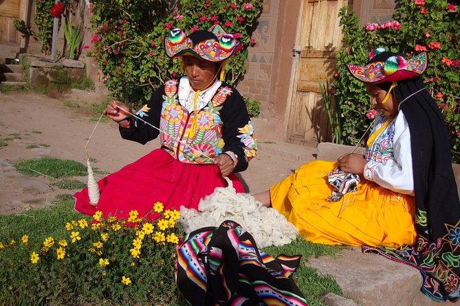 Private Tour to Uros and Llachon 1d - Meeting and Pickup