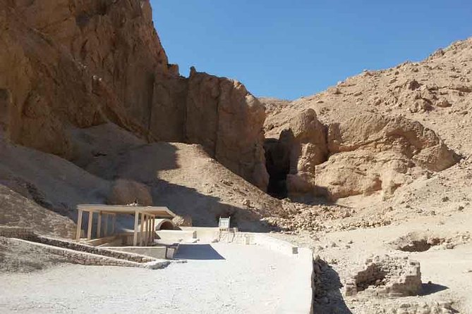 Private Tour to Valley of the Queens, Valley of the Artisans, and Habu Temple - Valley of the Artisans