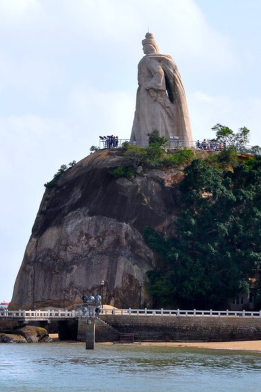 Private Tour to Xiamen Gulangyu Jiaoshu Garden Puotu Temple - Key Points