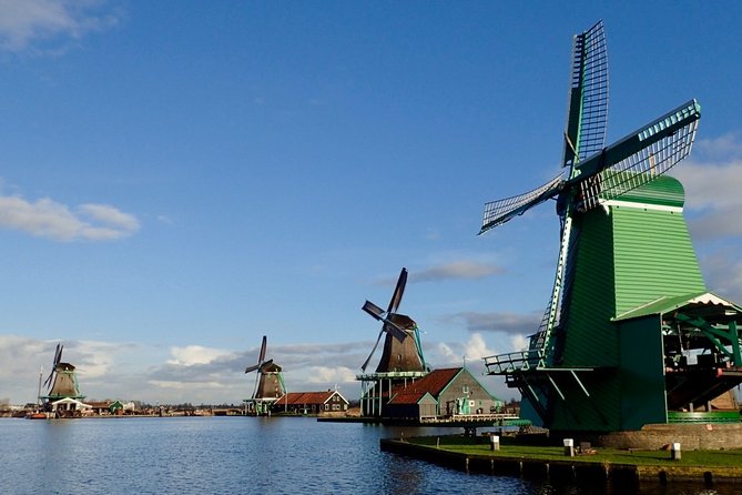 Private Tour to Zaanse Schans, Volendam & Marken 6 Hrs 1-15 Pers - Highlights of Zaanse Schans