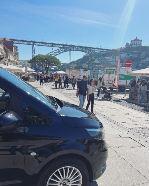 Private Tour/Transfer Lisbon - Porto - Key Points