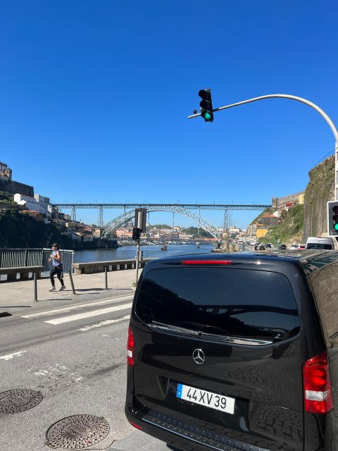 Private Tour/Transfer Lisbon - Porto - Tour Itinerary