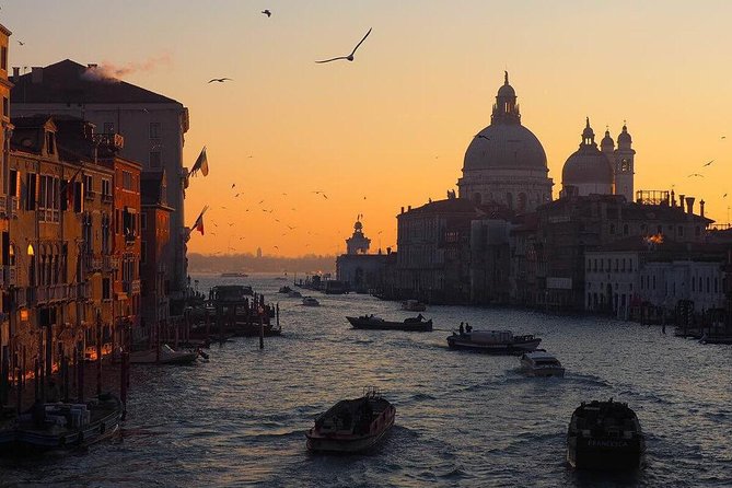 Private Tour: Venice Grand Canal Evening Boat Tour - Tour Experiences