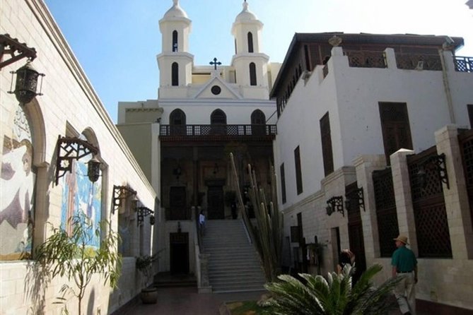 Private Tour Visit Egyptian Museum Old Cairo & Khan Khalili Bazaar - Pickup and Meeting Details