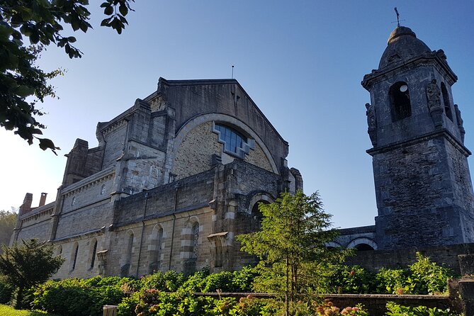 Private Tour Visiting Villages, Forests and Valleys in Biscay - Cancellation and Accessibility