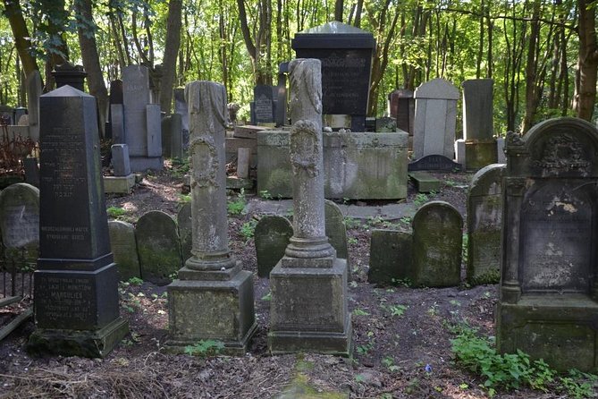 Private Tour: Warsaws Jewish Heritage by Retro Fiat - Exploring Warsaws Jewish Districts