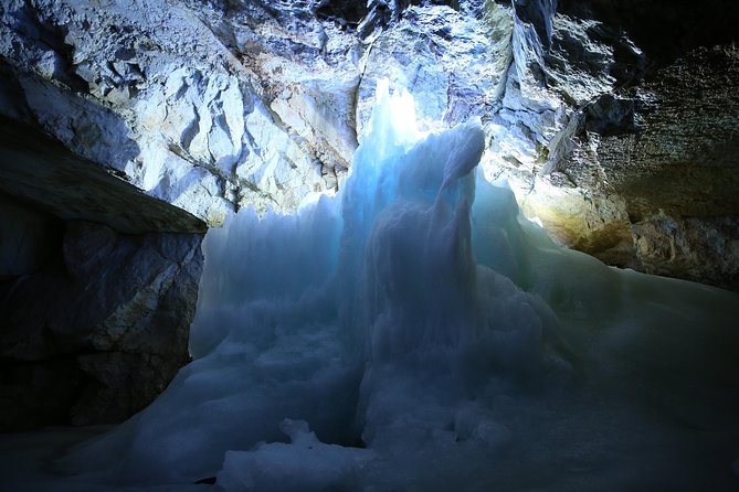 Private Tour: Werfen Ice Caves Adventure From Salzburg - Reviews and Feedback