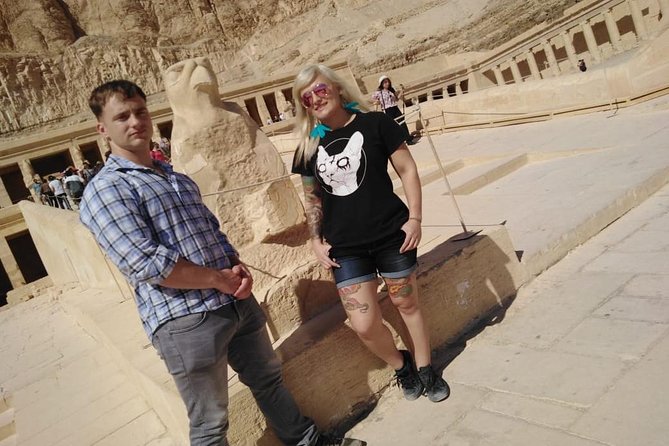 Private Tour West Bank Hatshepsut Temple ,Valley King ,Memnon Statue With Lunch - Accessibility and Participation