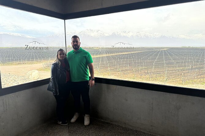 Private Tour: Wineries for the Day in Mendoza - Lunch by the Lake