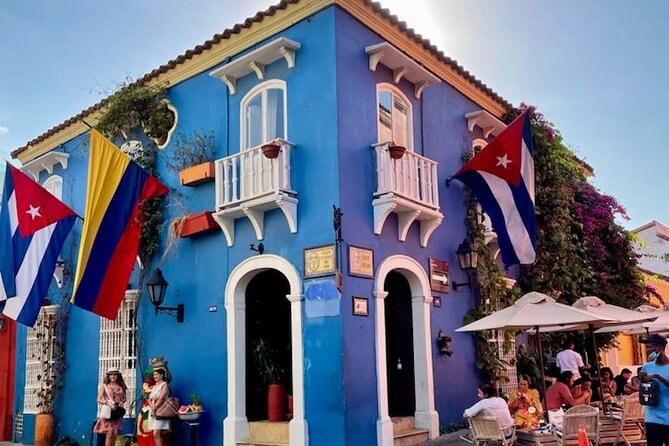Private Tour With Guide in the Historic Center of Cartagena - Highlights of the Tour