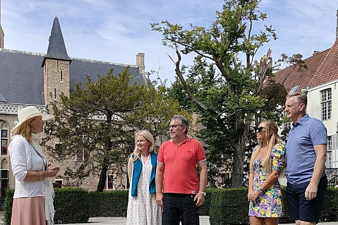 Private Tour With Hotel Pick up and the Madonna of Michelangelo - Meeting and Pickup