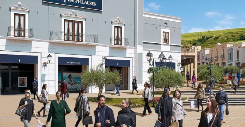 Private Tour With Personal Shopper at Sicilia Outlet Village - Shopping Experience
