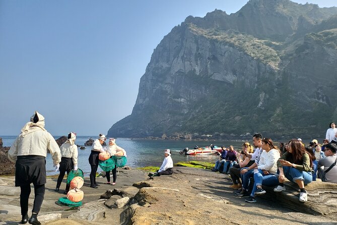 Private Tour Woman Diver Performance & Stone Park in Jeju Island - Visitor Information and Accessibility