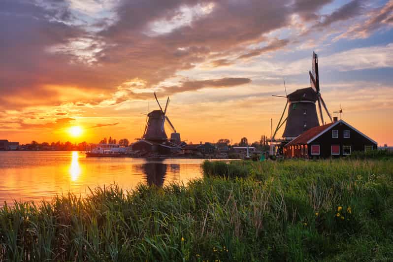 Private Tour Zaanse Schans Windmills, Volendam & Marken - Transportation and Fees