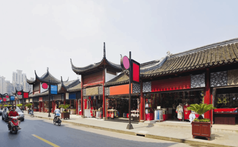 Private Tour Zhujiajiao Water Town Village and Local Market - Experience Highlights